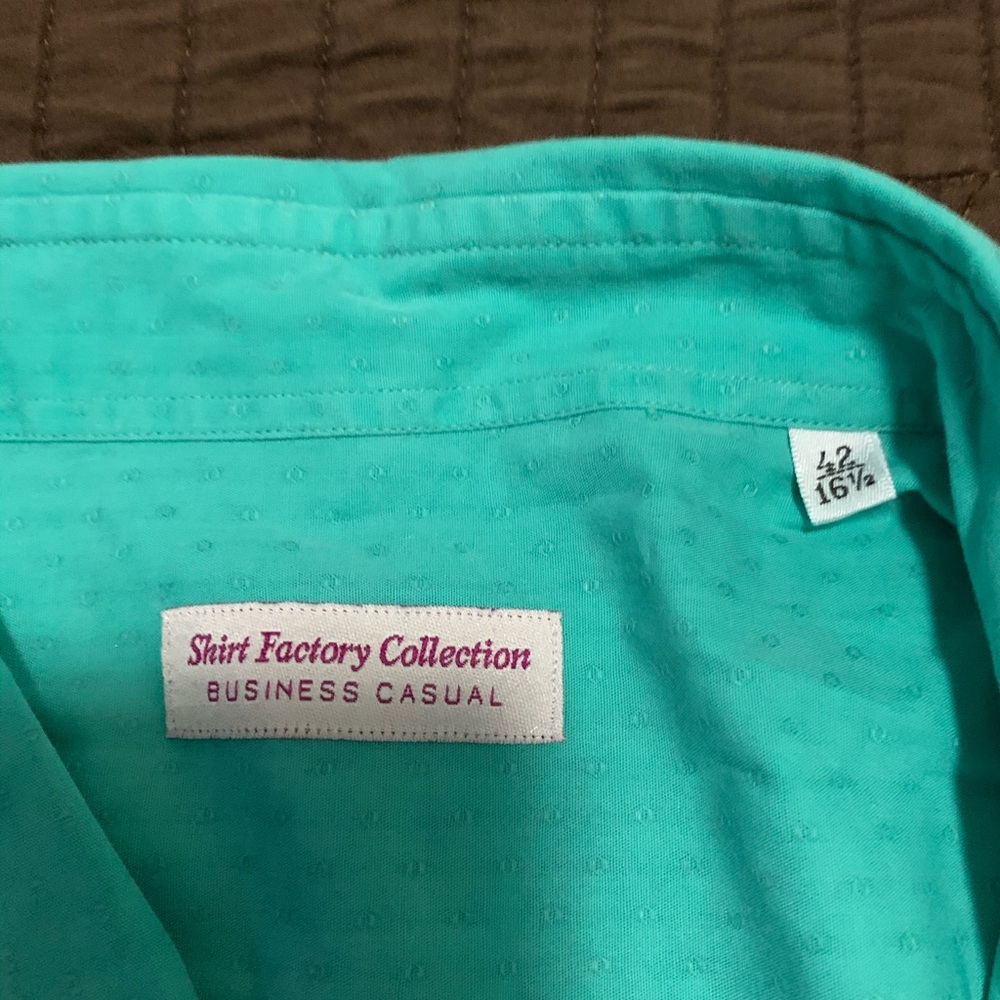 Long sleeve button down - Picture 2 of 3